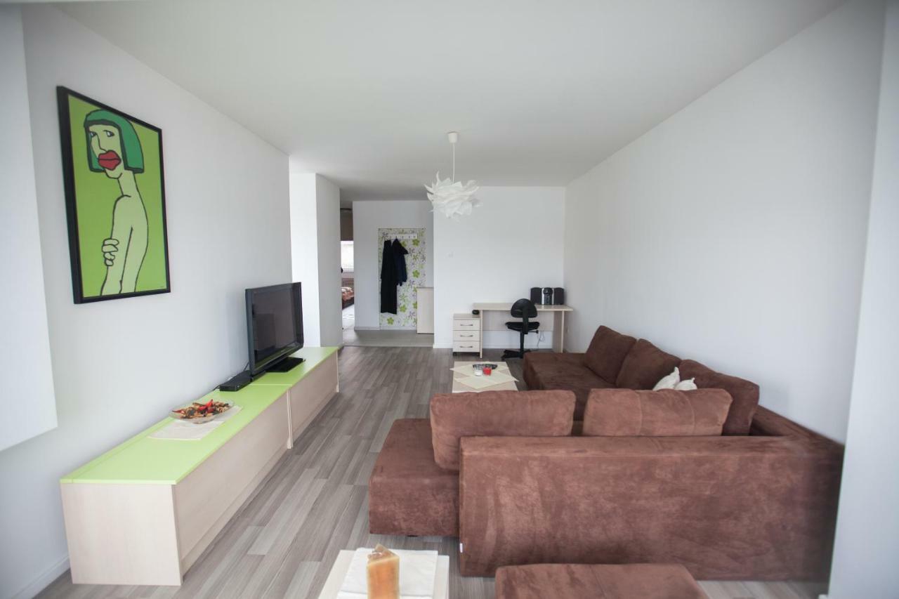 Riverview Apartment Осієк Екстер'єр фото